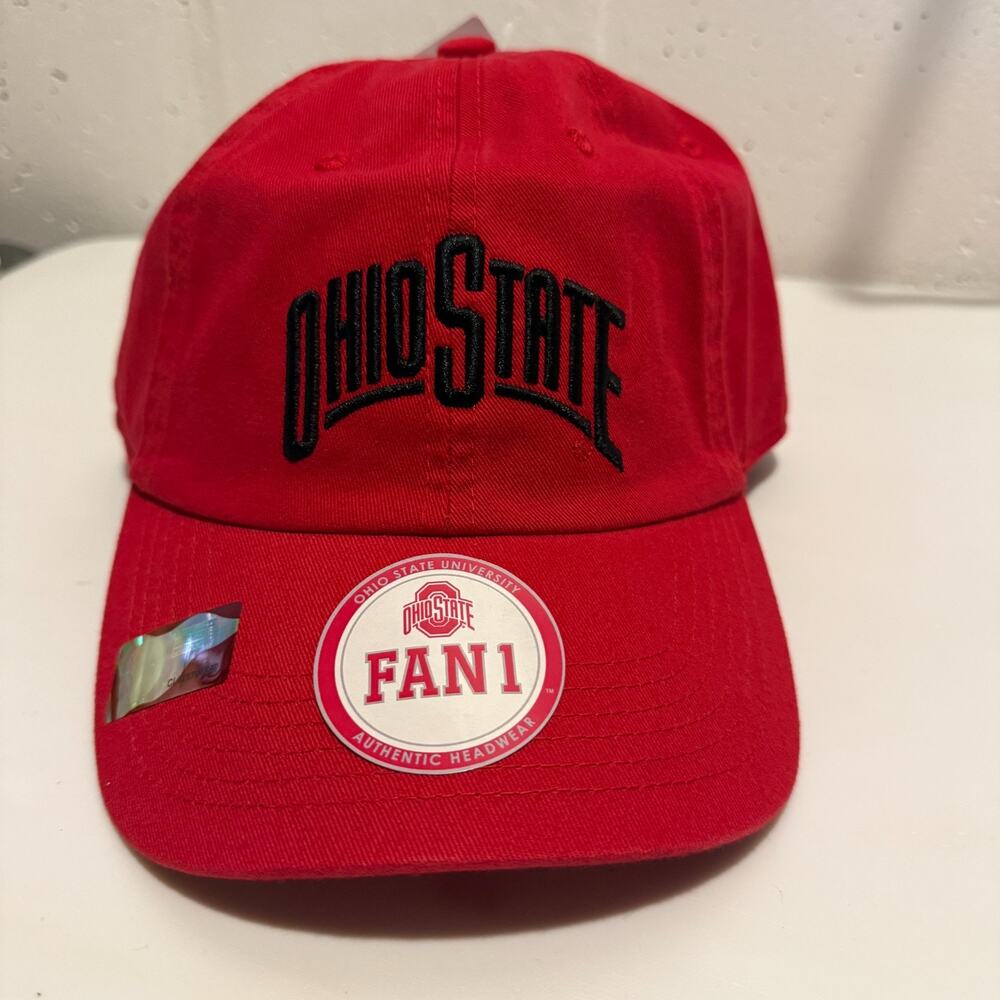 Fan1 Ohio State University Buckeyes Red Cap One Size NWT Hook n Loop Closure